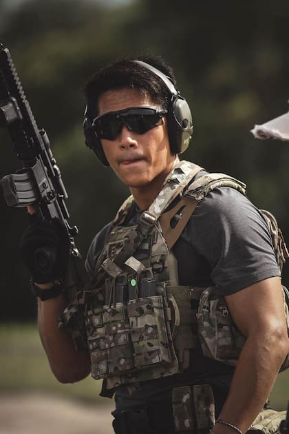 Sexto en la línea de sucesión al trono, el príncipe es capitán de las Fuerzas Armadas de su país.
