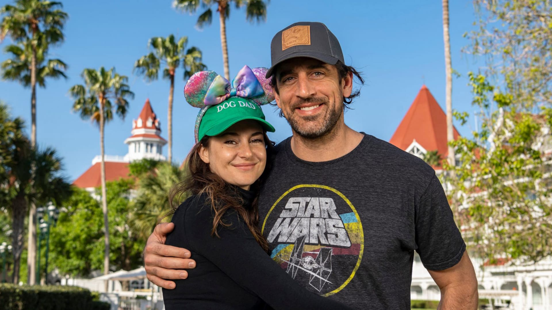 Shailene Woodley y su prometido, Aaron Rodgers