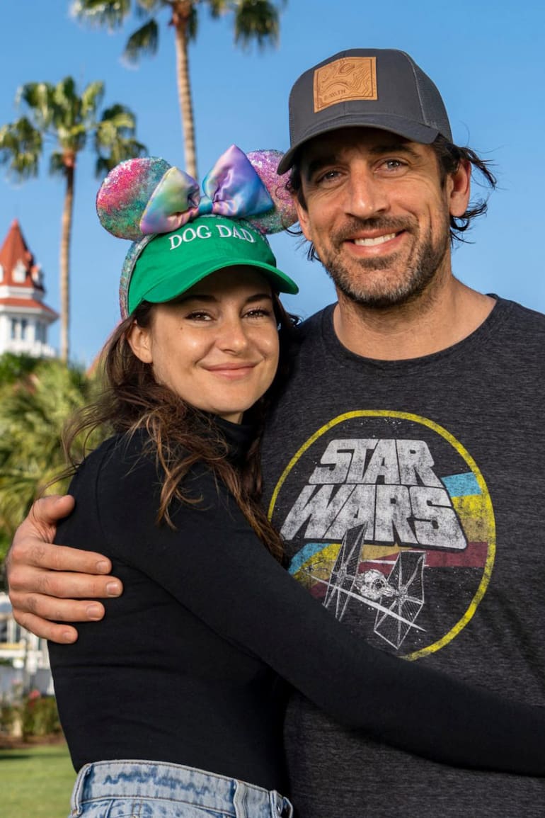 Shailene Woodley y su prometido, Aaron Rodgers