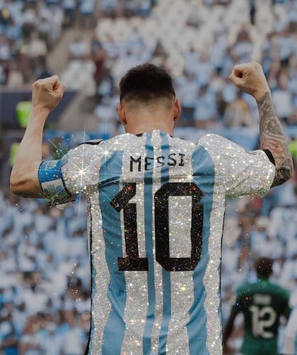Shakeel felicitó a Argentina y calificó a Messi como GOAT