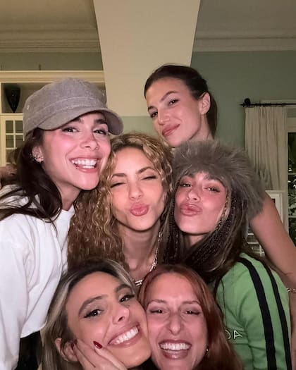 Shakira se juntó con Tini Stoessel tras el lanzamiento de su nuevo tema titulado "Soltera"