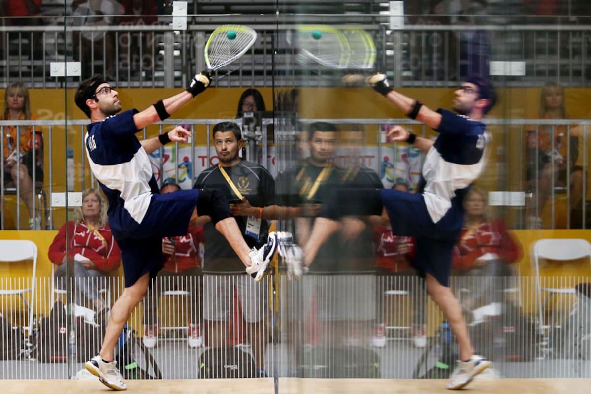 Shalom Shai Manzuri, durante el partido de ayer en dobles