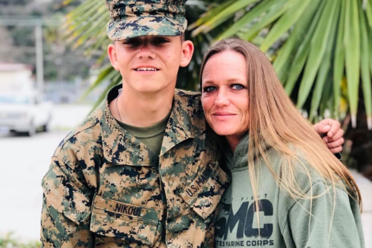 Shana Chappell junto a su hijo, Kareem Nikoui