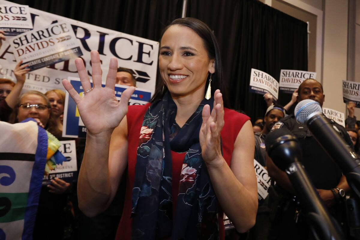 Sharice Davids, demócrata de Kansas