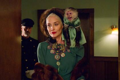 Sharon Stone y su misterioso personaje en Ratched, la precuela de Atrapado sin salida, que Netflix estrenará en septiembre