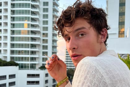 Shawn Mendes punlicó fotos de sus vacaciones en Miami en medio del receso que se tomó por su salud
