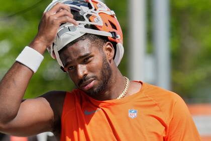Shedeur Sanders firma contrato de novato con los Browns de Cleveland