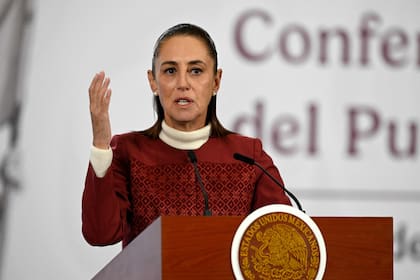Sheinbaum se comunicó con el presidente de Corea del Sur para solicitar nuevas fechas de BTS en México y recibió una respuesta