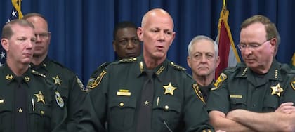 Sheriffs de Florida respaldaron la iniciativa de Trump para agilizar deportaciones y endurecer sanciones para los inmigrantes ilegales