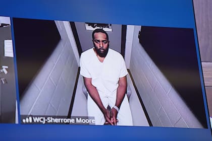 Sherrone Moore acusado de acoso e invasión de domicilio tras ser cesado como entrenador de Michigan