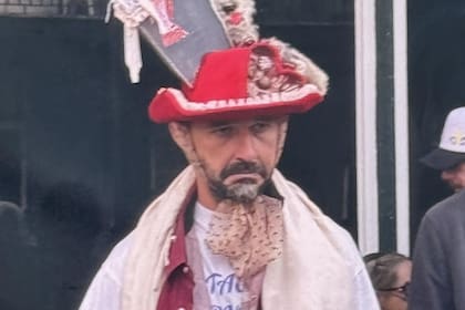 Shia LaBeouf fue arrestado en estado de ebriedad por causar disturbios en un bar