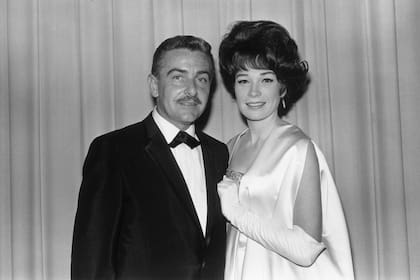 Shirley MacLaine se casó con el productor Steve Parker en 1954 y estuvieron en un matrimonio abierto por casi tres décadas