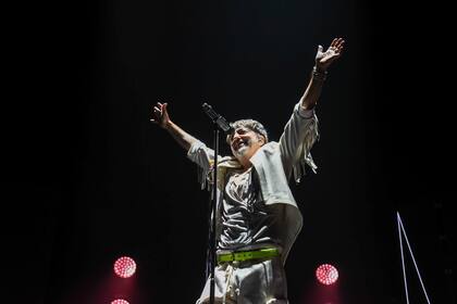 Show de Babasónicos en el Movistar Arena