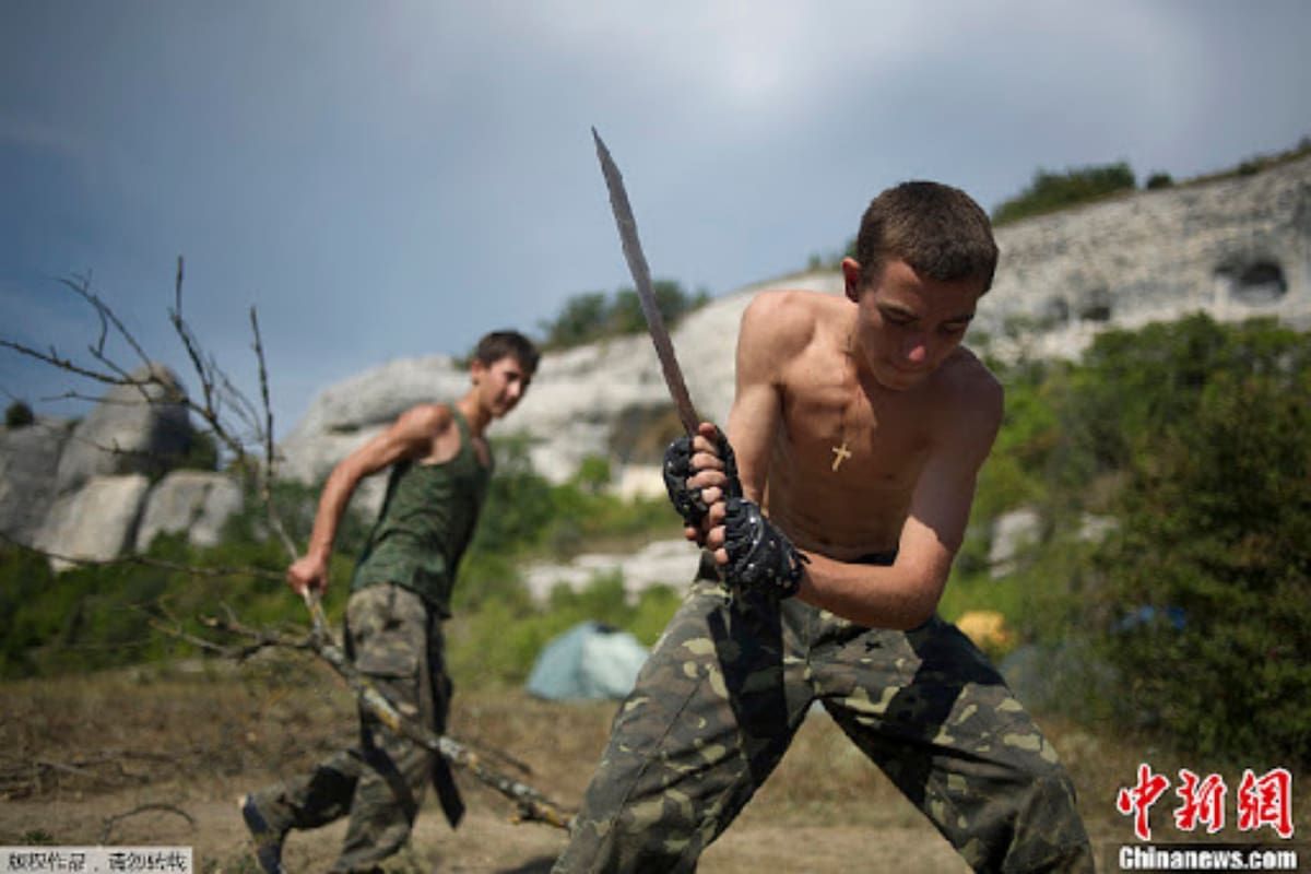 Si bien China quiere que sus jóvenes elijan ser soldados, no es la ambición de todos