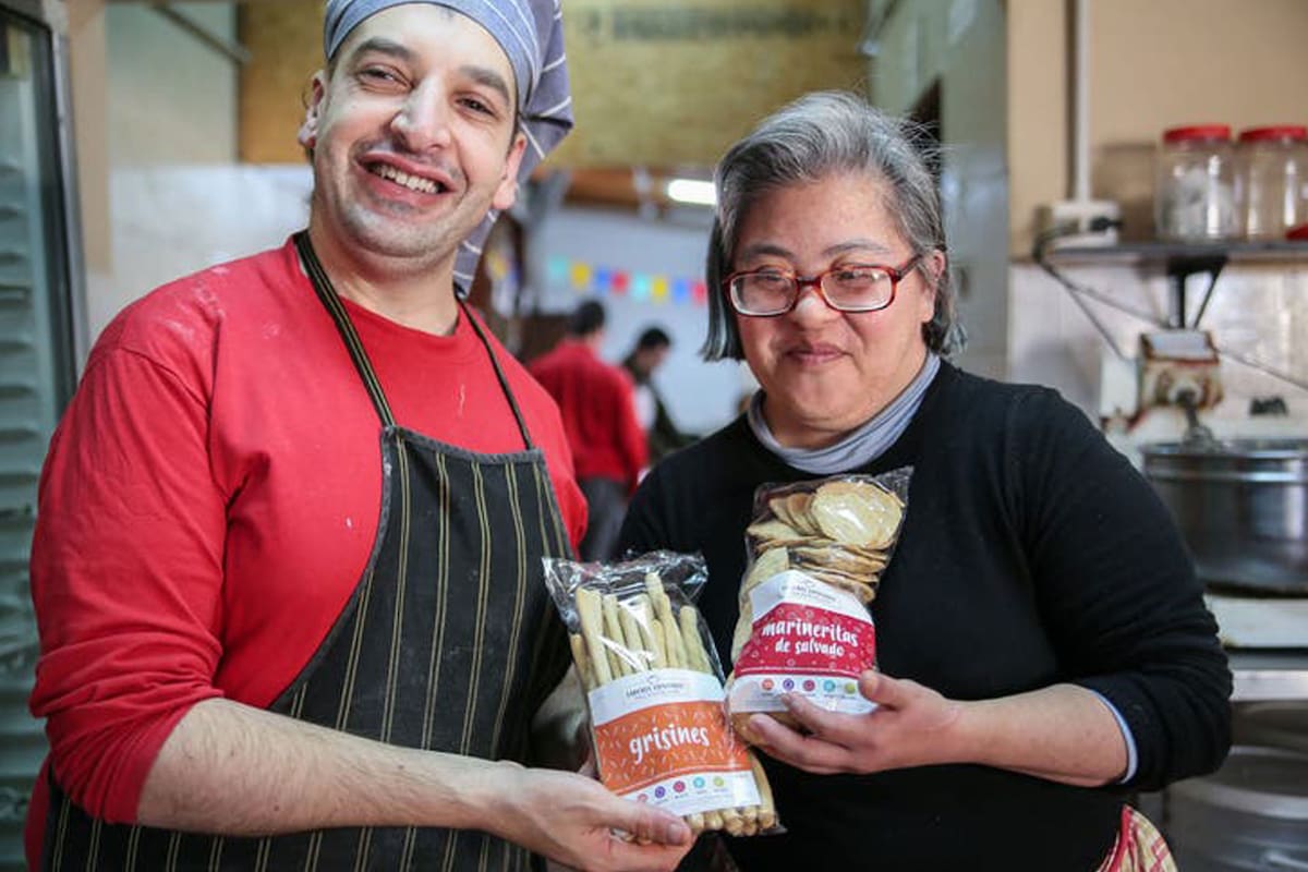 Si bien las leyes existen, uno de los principales obstáculos para la inclusión es el "círculo de la invisibilidad"