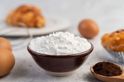 Si bien no es como con la polenta o la avena triturada, la maicena cumple un rol fundamental