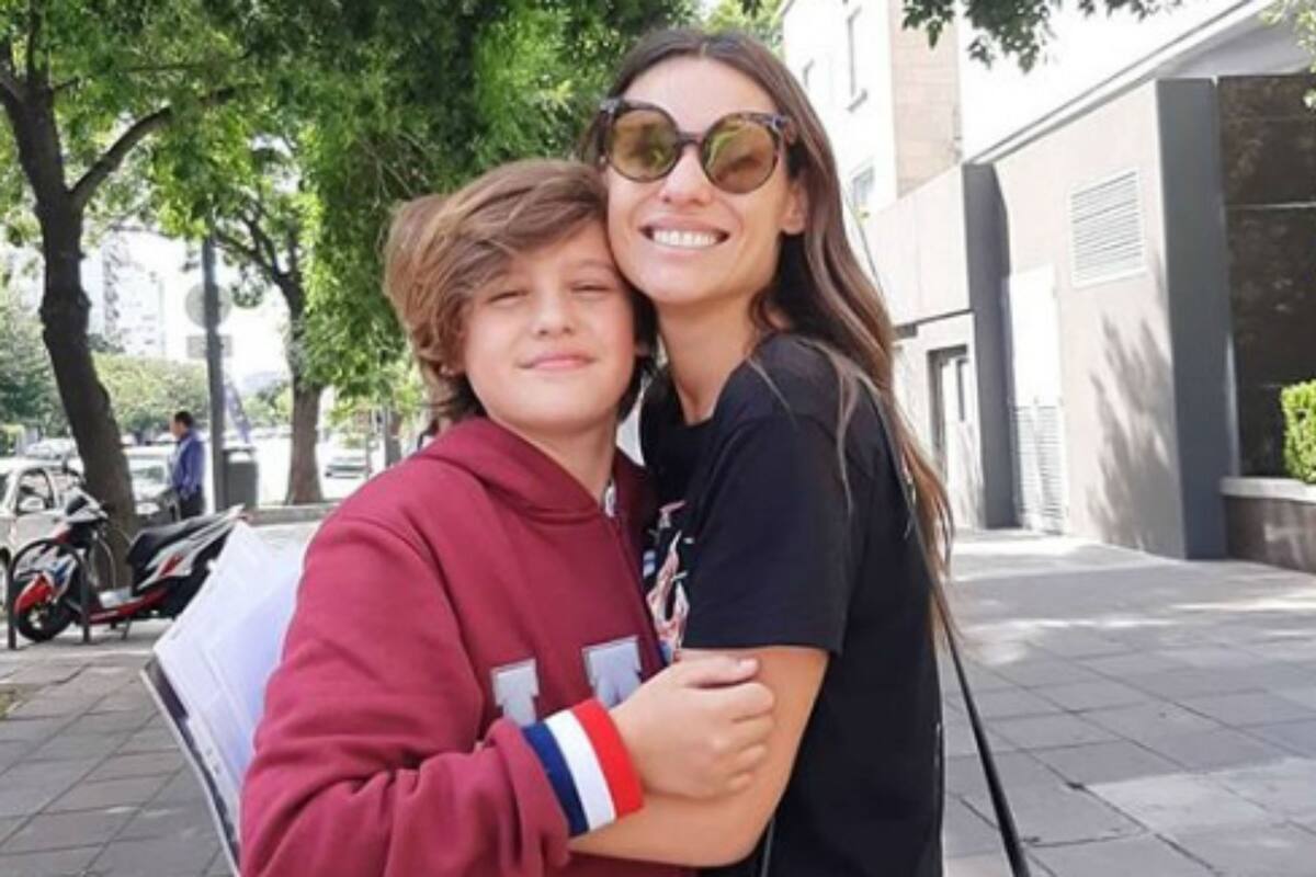 Si bien ya lo había contado en un vivo con Pampita Ardohain, Bautista Vicuña luego presentó a su novia en Instagram