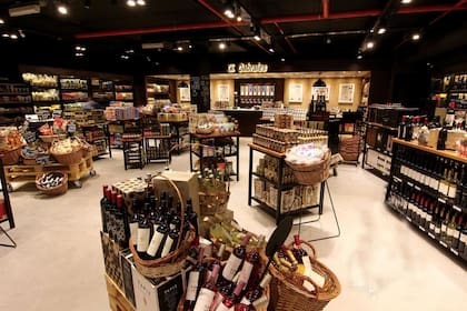 Sí, el café es la estrella, pero en Almacén de Sabores también hay todo tipo de delicatessen