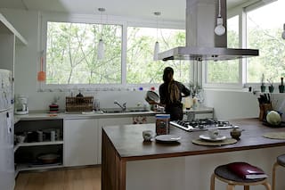 Cómo limpiar el motor de la campana extractora de la cocina sin desmontarla