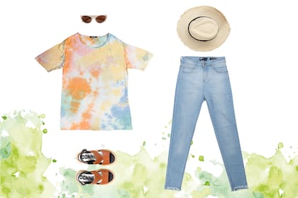 Si el estampado batik te resulta muy llamativo, acompañarlo con unos jeans clásicos le dará el marco perfecto
