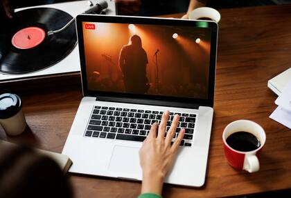 Si los videos, podcast o audiolibros se visualizan o escuchan a 1,5 veces la velocidad normal, no afecta el rendimiento de la memoria