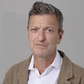 Caspar Llewellyn Smith: “La inteligencia artificial será el mayor cambio que experimentarán los medios durante nuestra vida”