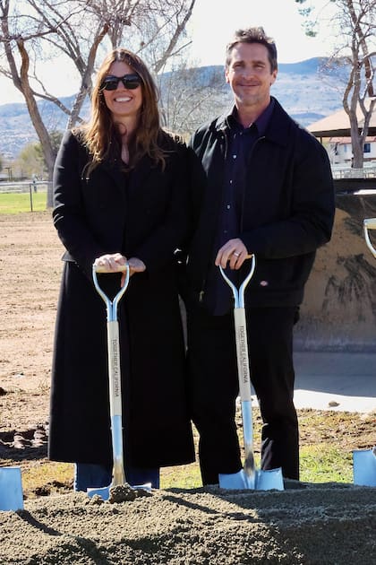 Sibi Blazic y Christian Bale están comprometidos con el nuevo proyecto solidario del actor en el que participa toda la familia