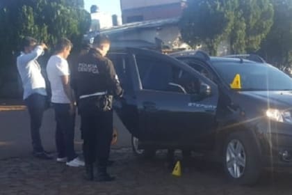 Sicarios balearon el auto de una maestra y terminaron asesinándola de cinco tiros