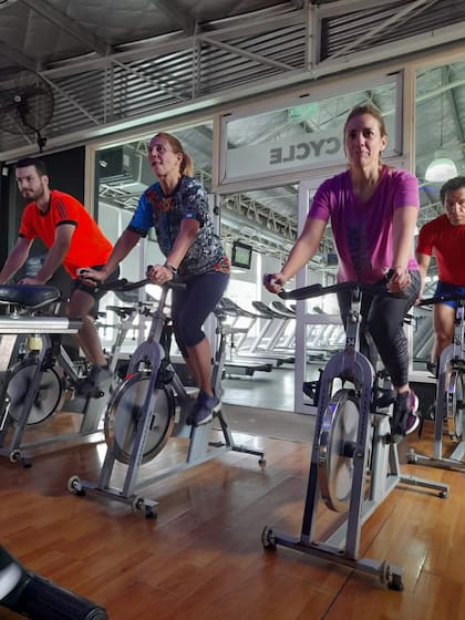 Siempre el entrenamiento debe ser guiado por un profesor para corregir la postura y evitar lesiones