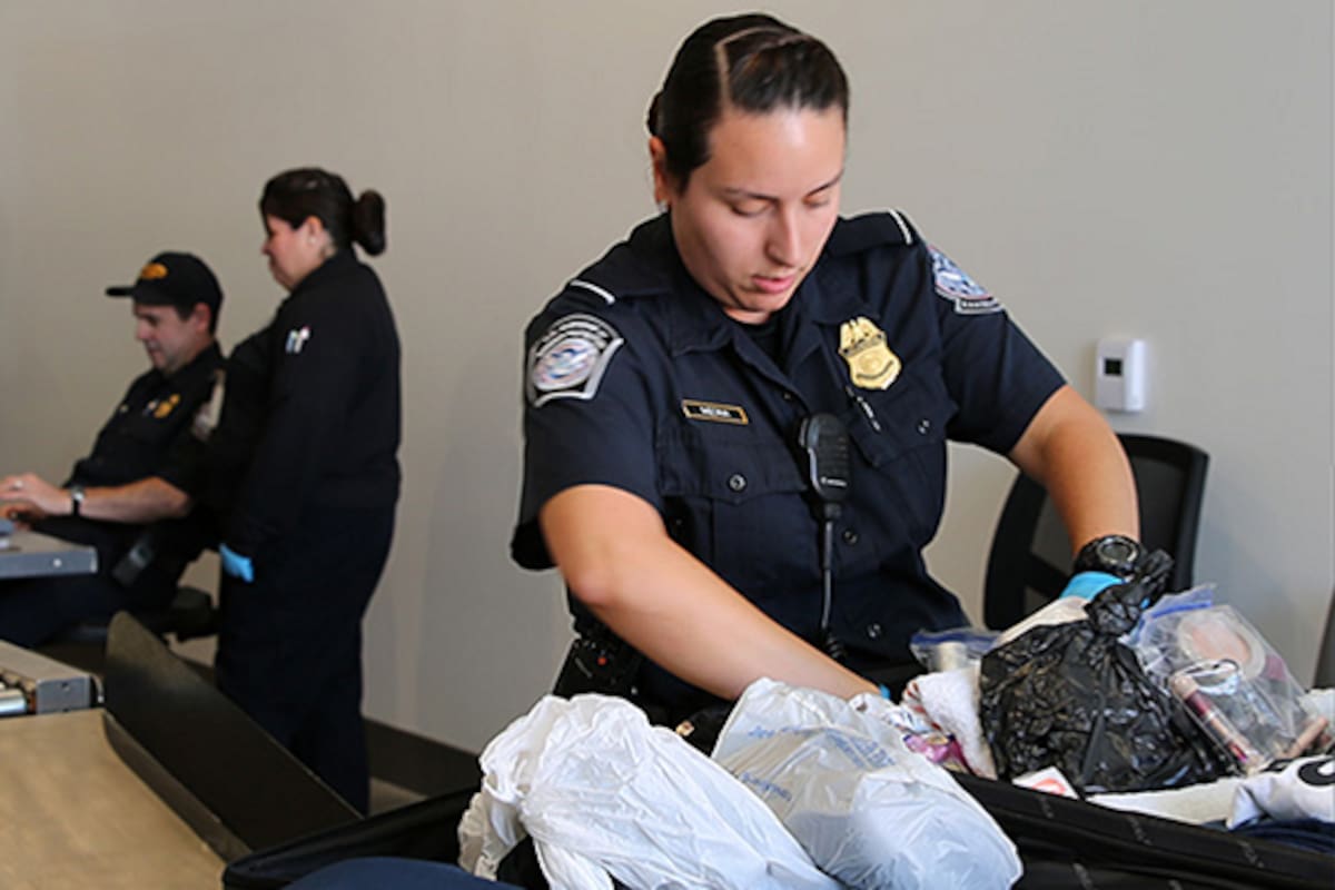 Siempre que un viajero intente ingresar a EE.UU. con medicamentos debe contar con una receta médica válida