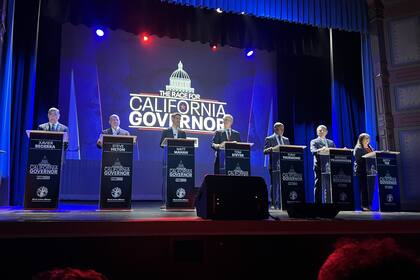 Siete aspirantes a la gobernación de California se reunieron en San Francisco para el primer debate de 2026