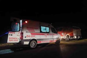 Murieron siete personas tras un choque frontal entre un auto y un camión