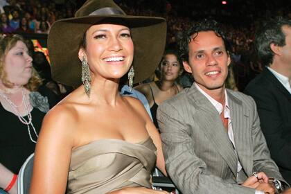 Siete meses después de romper con Affleck, la cantante se casó con Marc Anthony, con quien tuvo a los mellizos Emme y Maximilian.