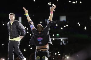 Sigue el idilio entre Chris Martin y el público local: “Tocar en Buenos Aires es como tocar en el cielo”.