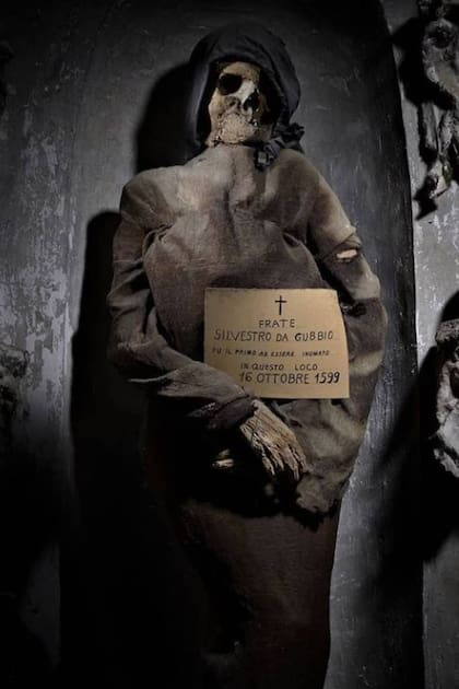 Silvestro Da Gubbio fue el primero monje cuyos restos se colocaron en las catacumbas capuchinas, en 1799