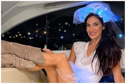 SIlvina Escudero celebró su despedida de soltera con una increíble fiesta