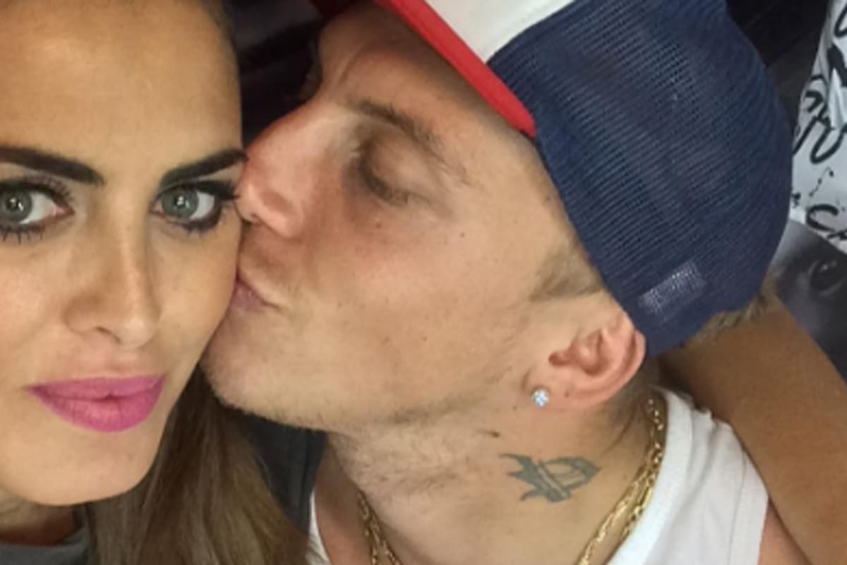 Silvina Luna y el Polaco, a los besos