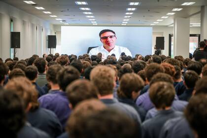 Silvio Illi, actual presidente y CEO de Auto Alliance Thailand, recordó su tiempo en la escuela