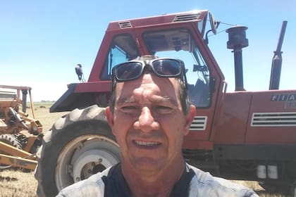Silvio Montenegro trabaja en el sur santafesino, en un campo agrícola en la zona de Chabás y otro ganadero en Cepeda