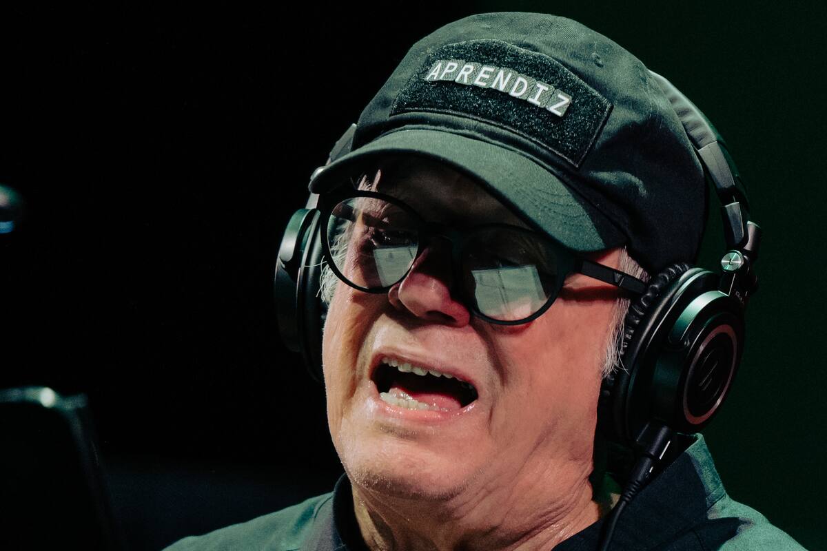 Silvio Rodríguez inició su serie de conciertos en el Movistar Arena