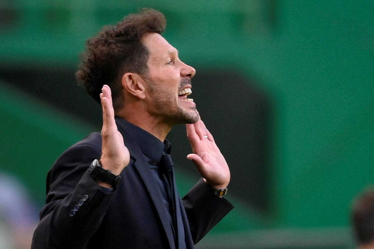 Simeone pidió penal en una acción en el primer tiempo que podría haber cambiado el rumbo del partido