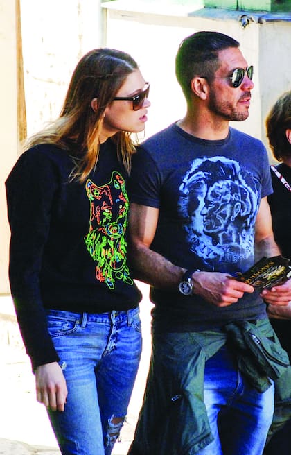 Simeone y su novia Carla