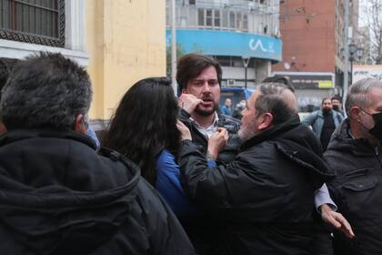 Simón Boric, tras la agresión de la turba en la calle