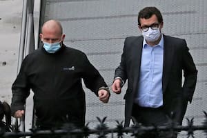 Simon Bowes-Lyon fue condenado por haber busado a una mujer en febrero de 2020