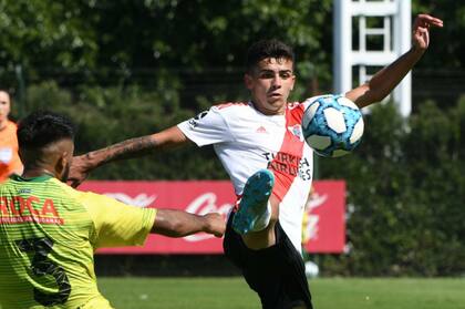 Simón debutó en Reserva este año: jugó 5 partidos antes del parate por la pandemia