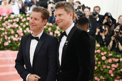 Simon Woods y Christopher Bailey en la Gala del MET de 2019