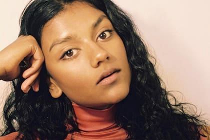 Simone Ashley será Kate, la nueva heroína romántica de Bridgerton