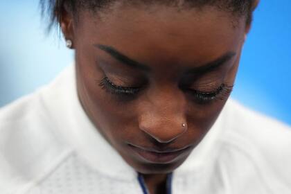 Simone Biles decidió retirarse de la competencia por equipos en los JJ.OO. de Tokio.