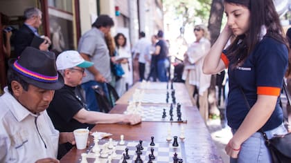 Simultáneas en homenaje al artista