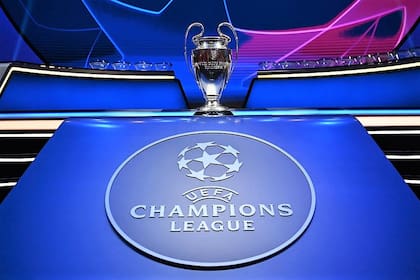 Sin Champions y lastrado por las lesiones, el Nápoles se refugia en la Serie A